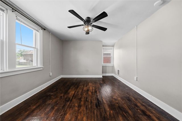 98 Hill Ave, Carnegie, PA 15106