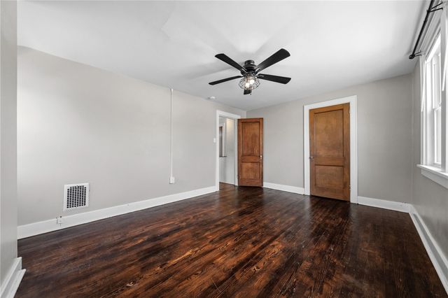 98 Hill Ave, Carnegie, PA 15106