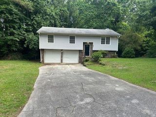6956 Kimberland Gardens Lane, Lithonia, GA 30058