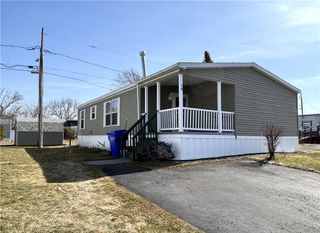 18 Alice Lane, Clarkson, NY 14420