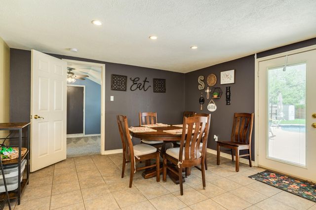 801 Magnolia, Lake Jackson, TX 77566