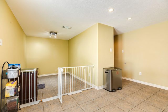801 Magnolia, Lake Jackson, TX 77566