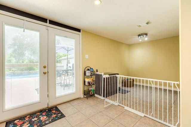 801 Magnolia, Lake Jackson, TX 77566