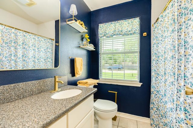 801 Magnolia, Lake Jackson, TX 77566