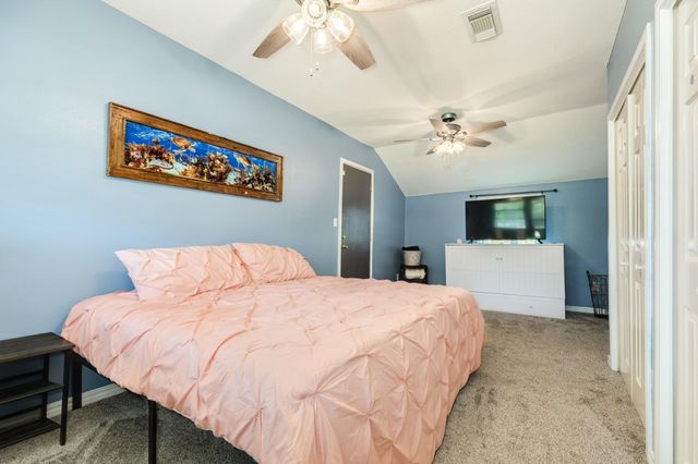 801 Magnolia, Lake Jackson, TX 77566