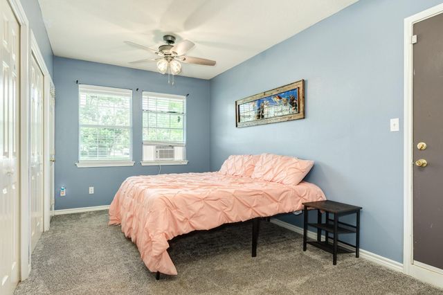 801 Magnolia, Lake Jackson, TX 77566