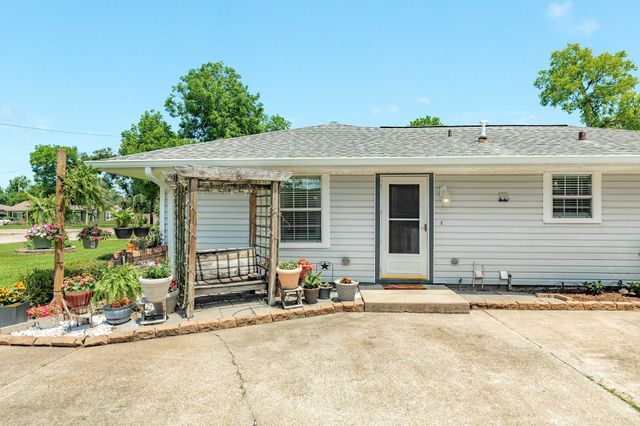 801 Magnolia, Lake Jackson, TX 77566