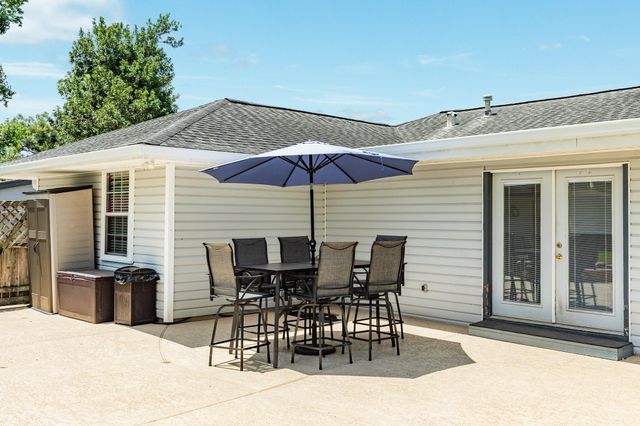 801 Magnolia, Lake Jackson, TX 77566