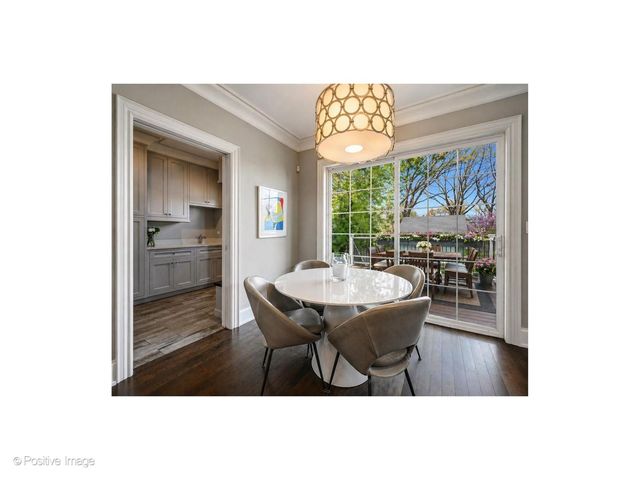 1916 Washington Avenue, Wilmette, IL 60091