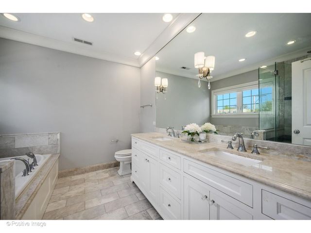 1916 Washington Avenue, Wilmette, IL 60091