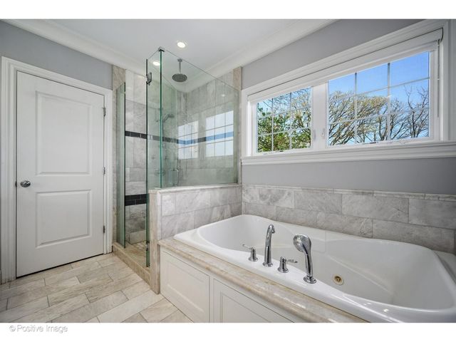 1916 Washington Avenue, Wilmette, IL 60091