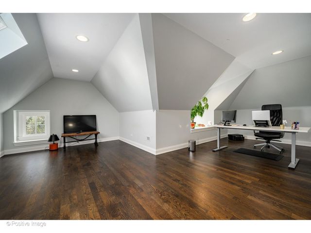 1916 Washington Avenue, Wilmette, IL 60091