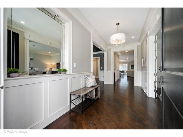1916 Washington Avenue, Wilmette, IL 60091