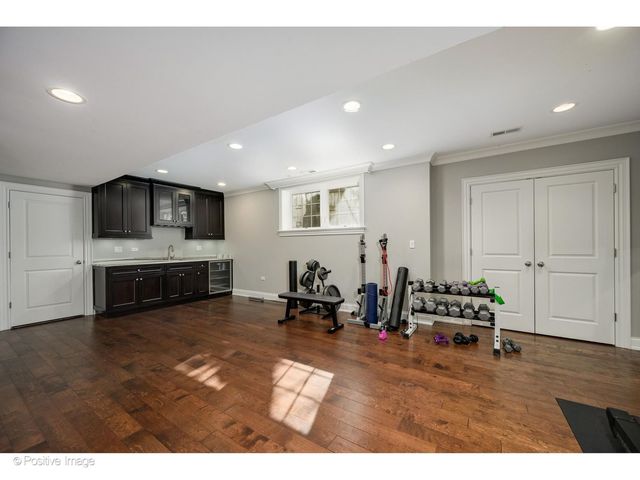 1916 Washington Avenue, Wilmette, IL 60091