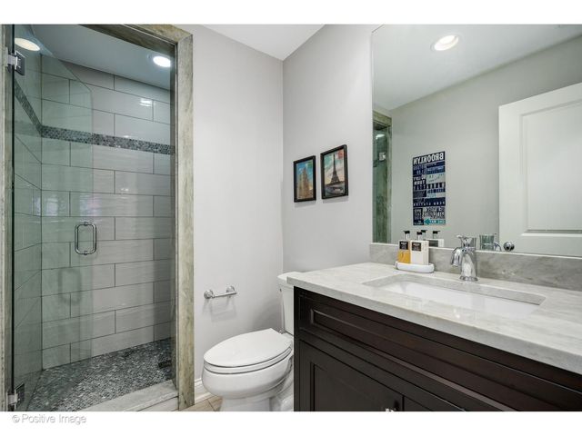 1916 Washington Avenue, Wilmette, IL 60091