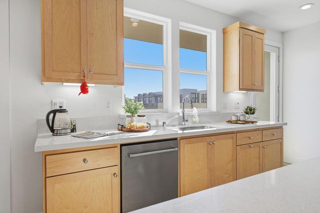 3675 Broadcast Common, Fremont, CA 94538