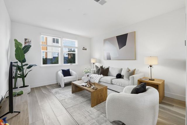 3675 Broadcast Common, Fremont, CA 94538