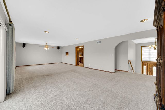 1242 River Terrace, Hobart, IN 46342