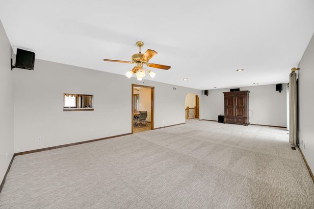 1242 River Terrace, Hobart, IN 46342