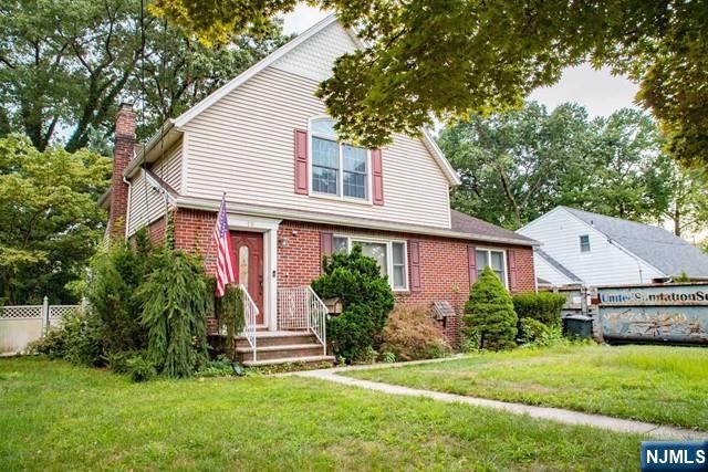 16 Broad Avenue, Paramus, NJ 07652