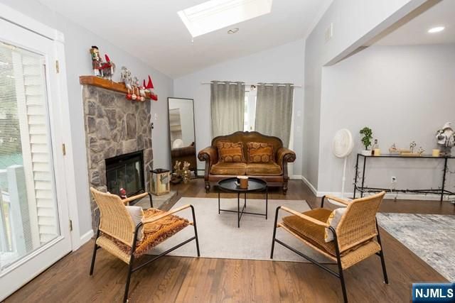 16 Broad Avenue, Paramus, NJ 07652
