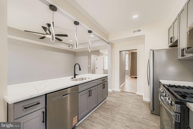 1520 APPLETON ST, Baltimore, MD 21217