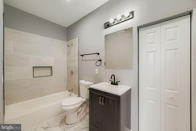 1520 APPLETON ST, Baltimore, MD 21217