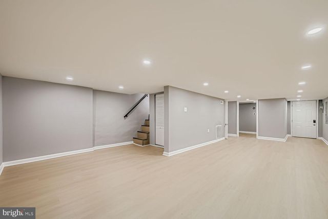 1520 APPLETON ST, Baltimore, MD 21217