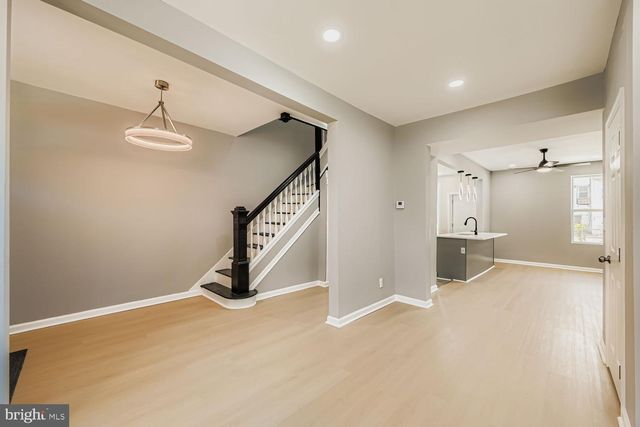 1520 APPLETON ST, Baltimore, MD 21217