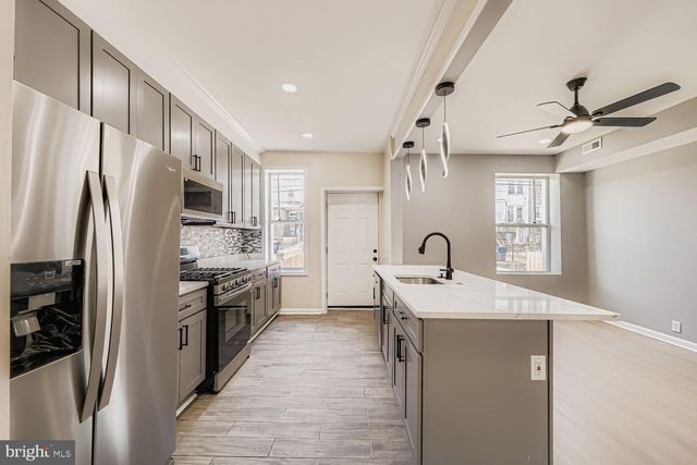 1520 APPLETON ST, Baltimore, MD 21217