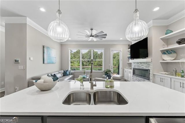 3364 Sarah Trail 3, Decatur, GA 30032