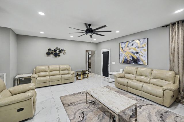 709 Keeton Ct, Old Hickory, TN 37138