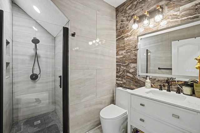 709 Keeton Ct, Old Hickory, TN 37138