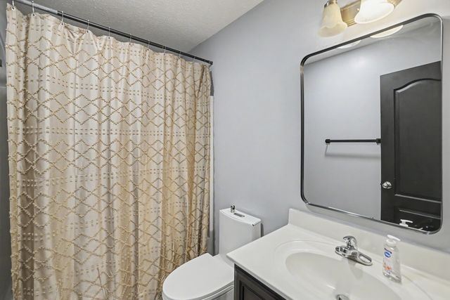 709 Keeton Ct, Old Hickory, TN 37138