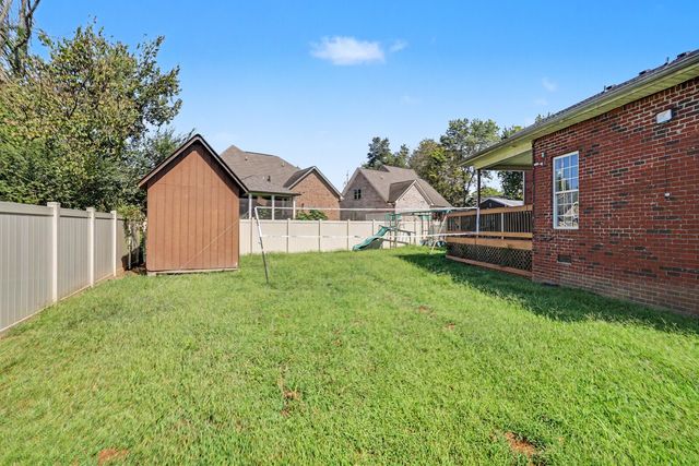 709 Keeton Ct, Old Hickory, TN 37138