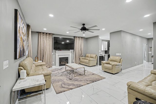 709 Keeton Ct, Old Hickory, TN 37138