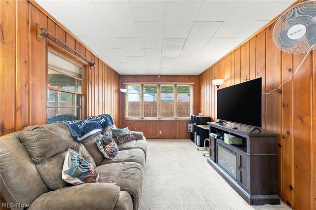 191 Woodhill Drive, Amherst, OH 44001