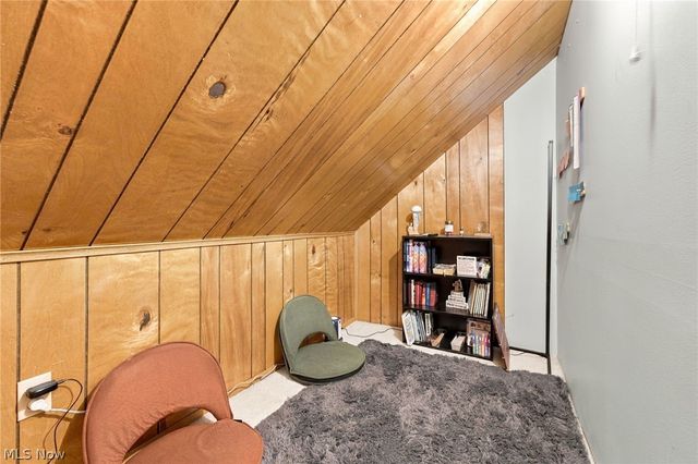 191 Woodhill Drive, Amherst, OH 44001