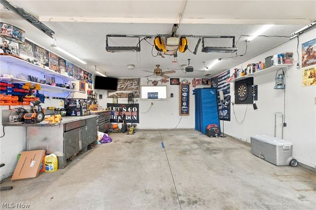 191 Woodhill Drive, Amherst, OH 44001