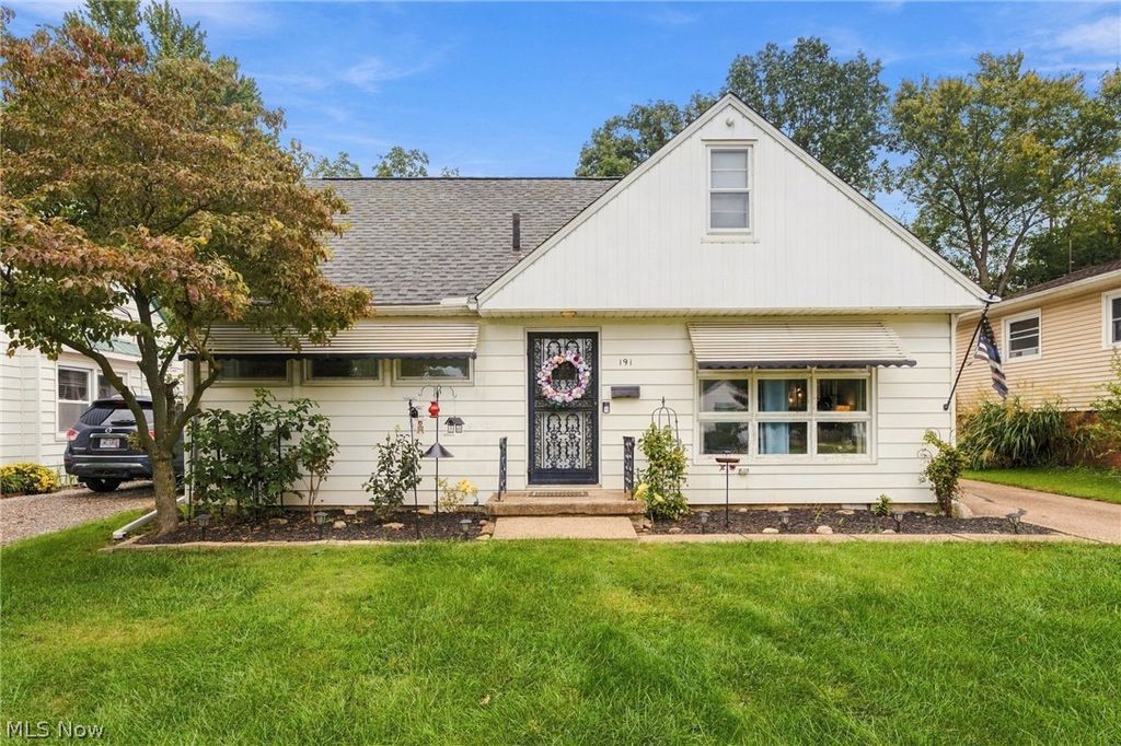 191 Woodhill Drive, Amherst, OH 44001