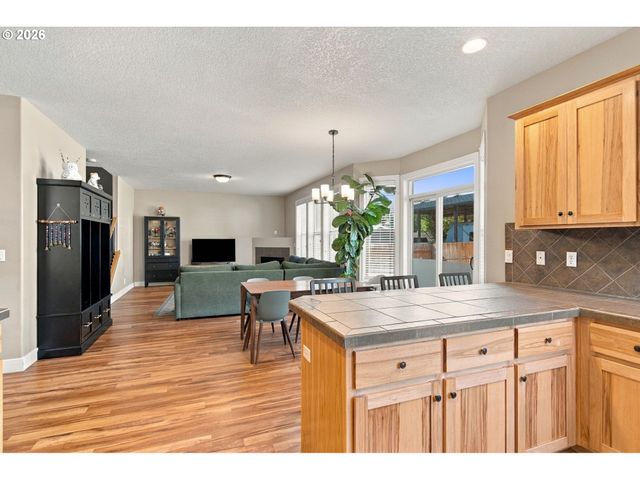 6902 Ne 28TH Ave, Vancouver, WA 98665