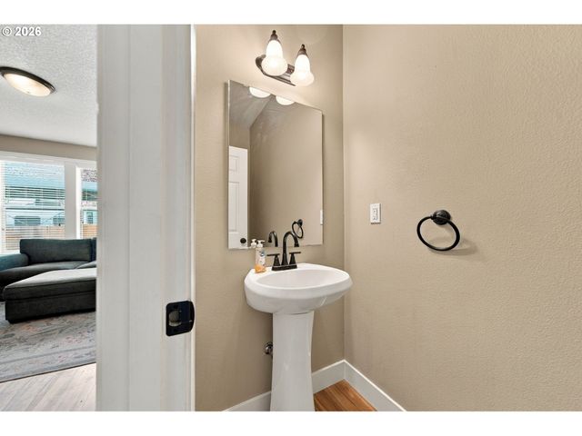 6902 Ne 28TH Ave, Vancouver, WA 98665