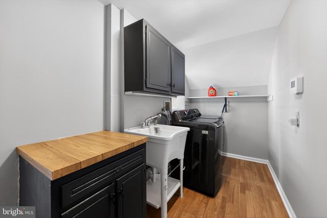 745 N STANWICK RD, Moorestown, NJ 08057