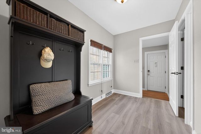 745 N STANWICK RD, Moorestown, NJ 08057