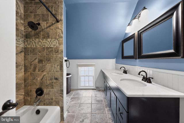 745 N STANWICK RD, Moorestown, NJ 08057