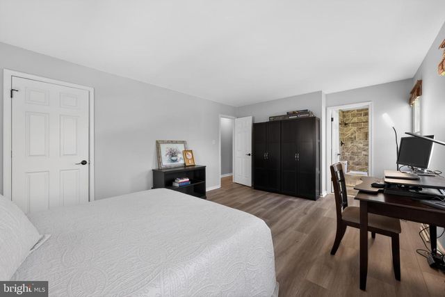 745 N STANWICK RD, Moorestown, NJ 08057