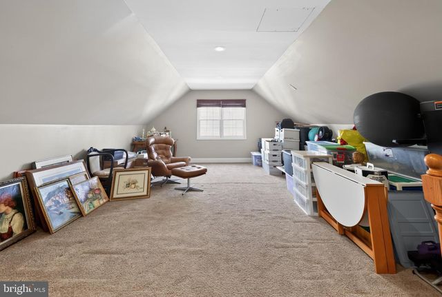 745 N STANWICK RD, Moorestown, NJ 08057