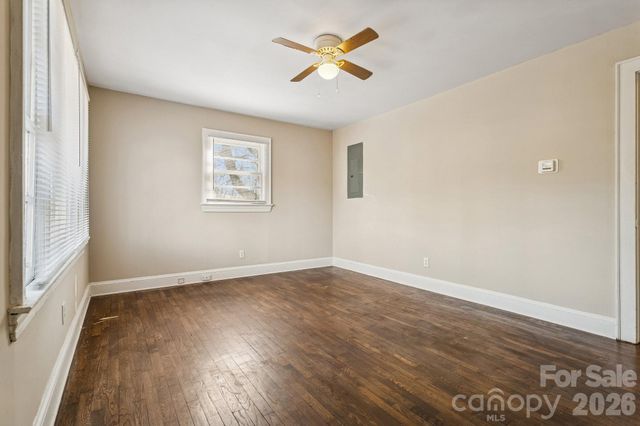 1713 Younger Avenue, Statesville, NC 28677