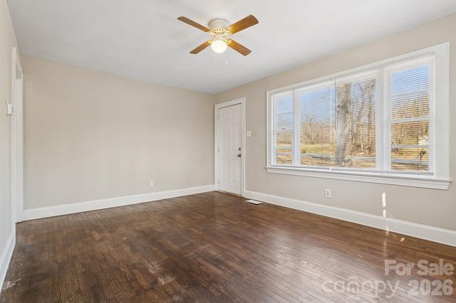 1713 Younger Avenue, Statesville, NC 28677