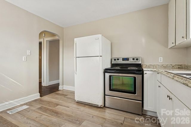 1713 Younger Avenue, Statesville, NC 28677